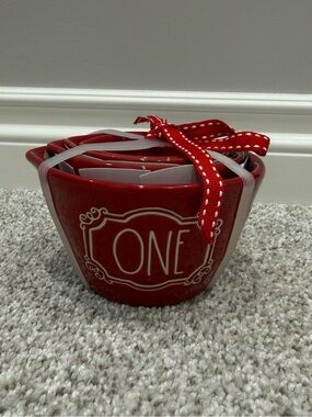 Rae Dunn Christmas Red Measuring Cups NEW!!!